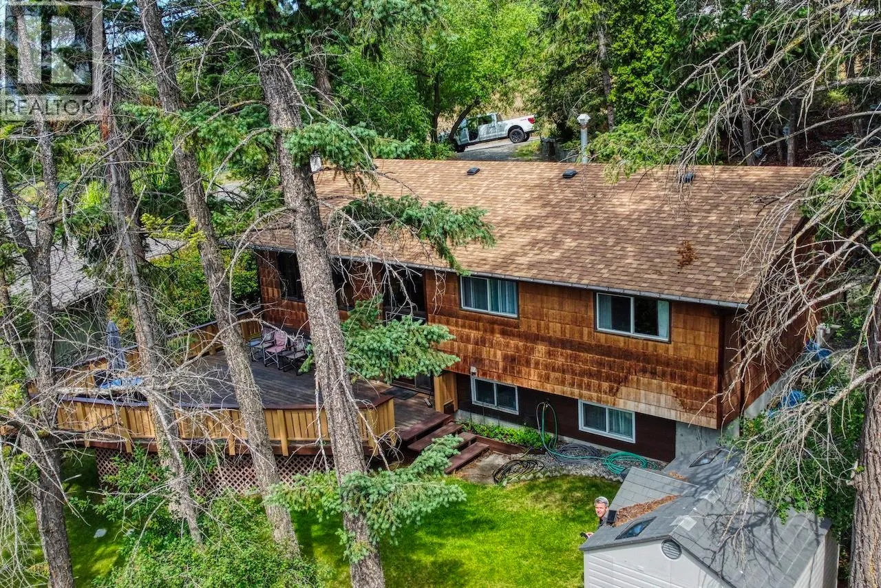 1195 TOWER CRESCENT