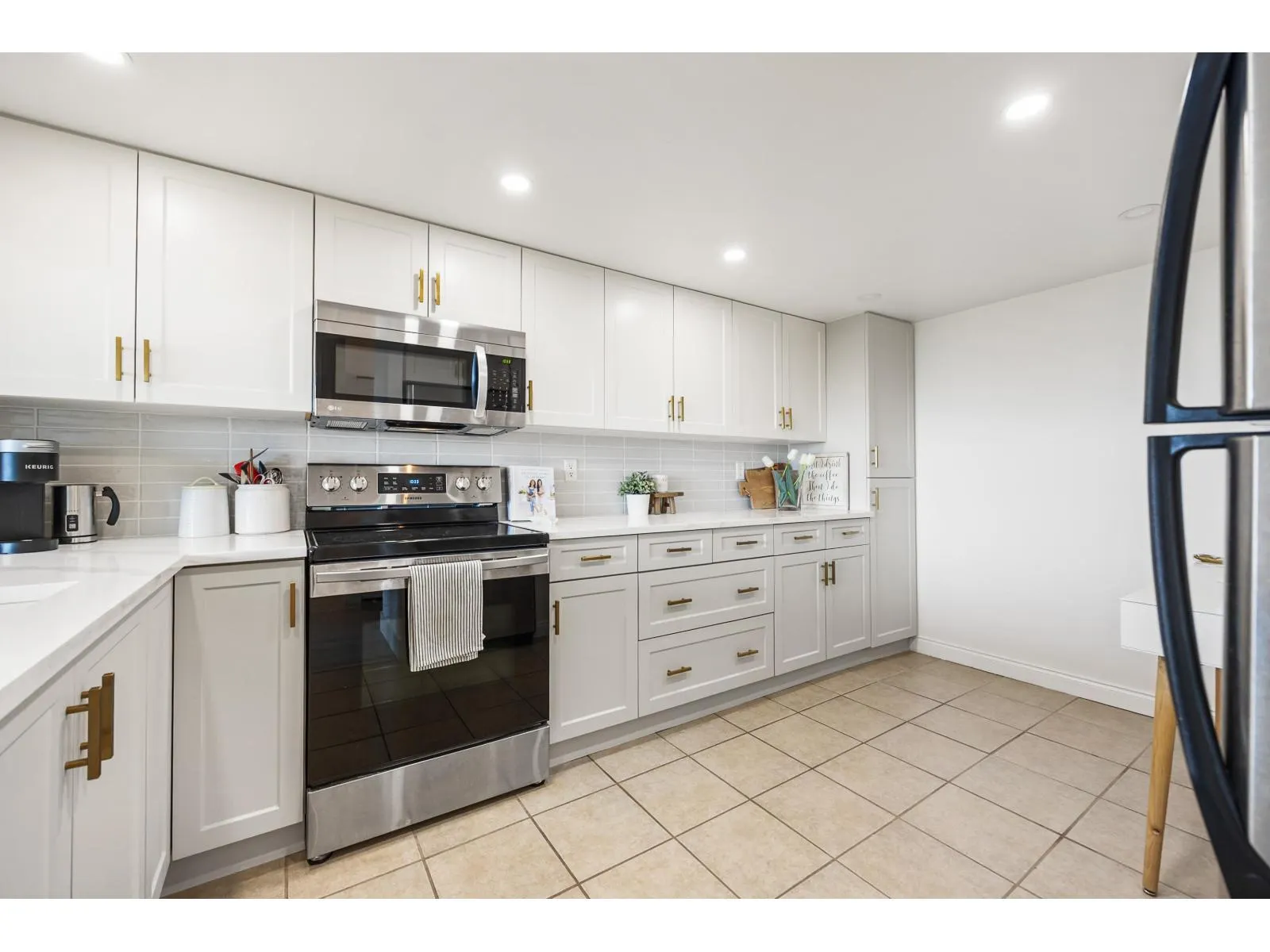 1306 14881 103A AVENUE