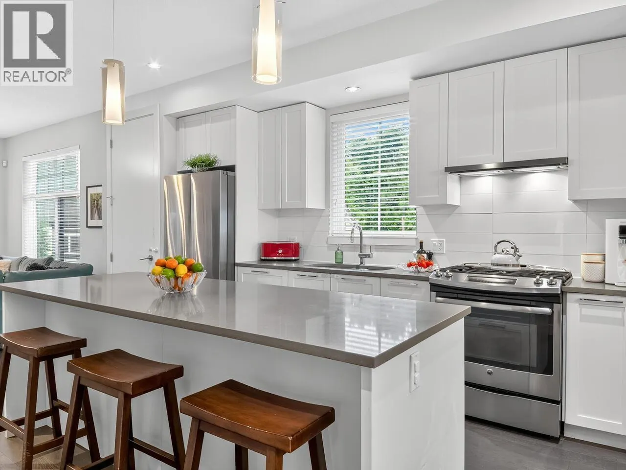6 5068 SAVILE ROW
