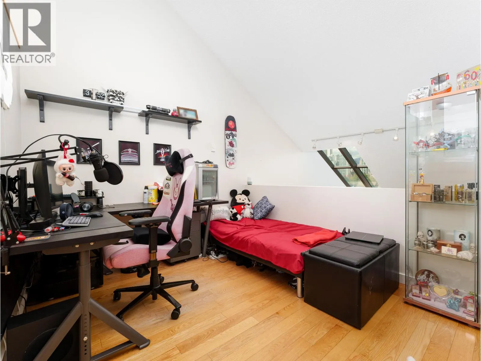 774 MILLBANK