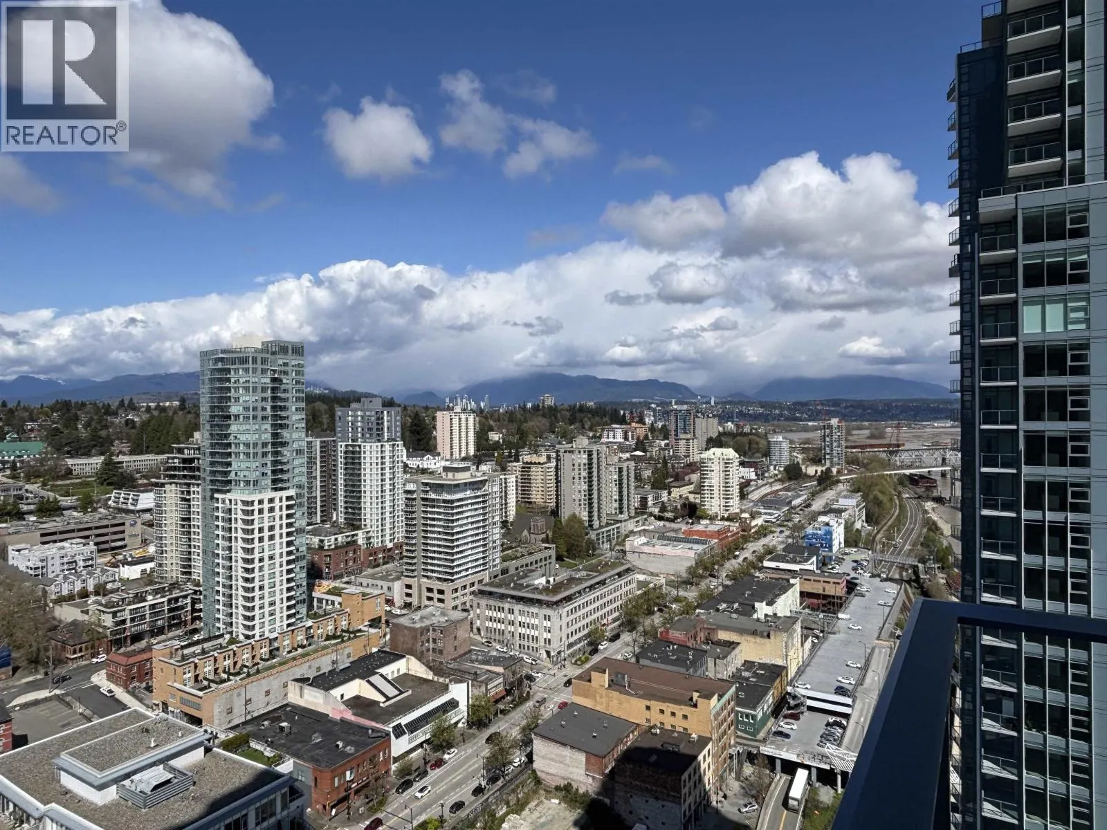 3004 680 QUAYSIDE DRIVE