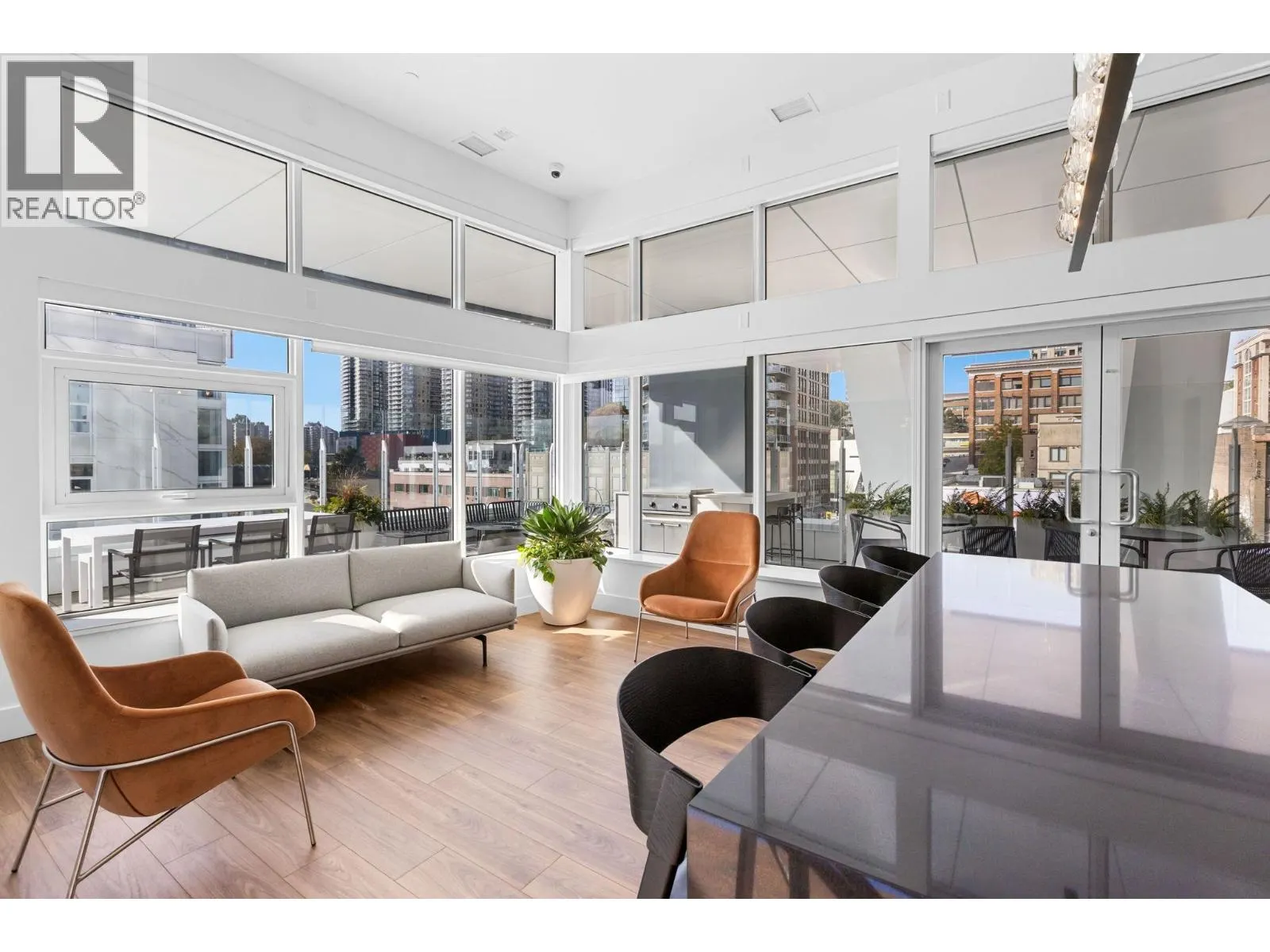 3004 680 QUAYSIDE DRIVE