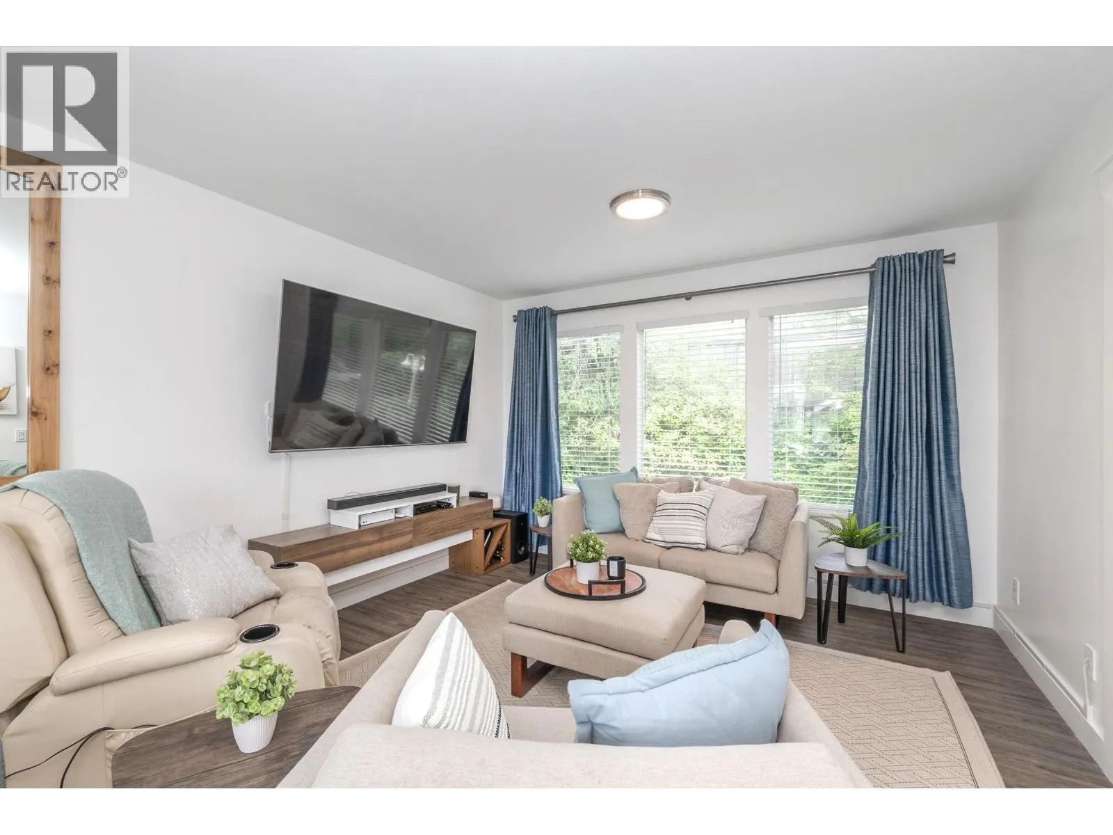 2313 QUAYSIDE COURT