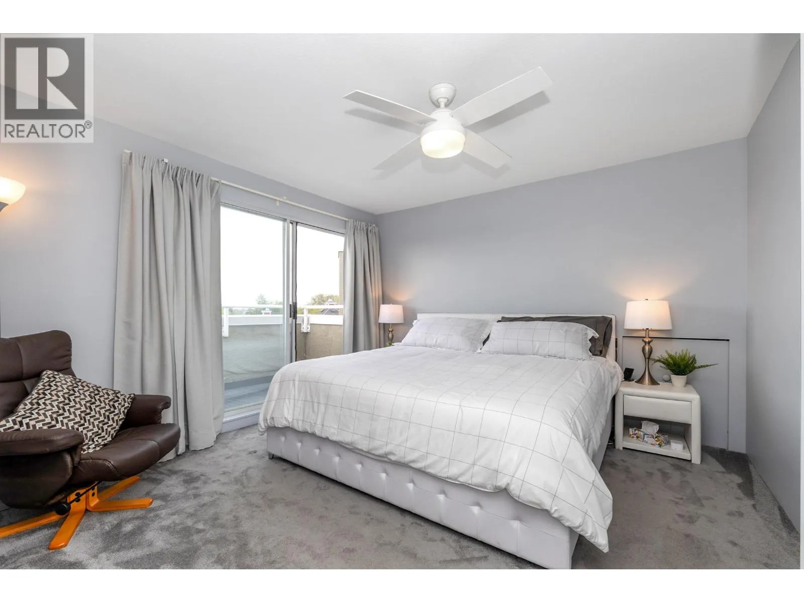 2313 QUAYSIDE COURT