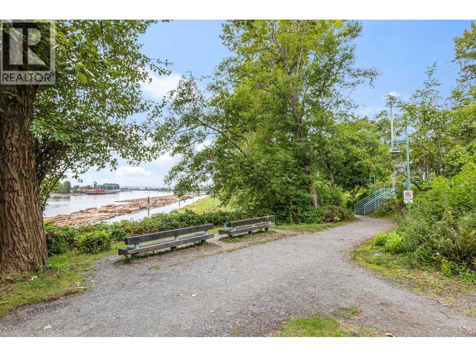 2313 QUAYSIDE COURT