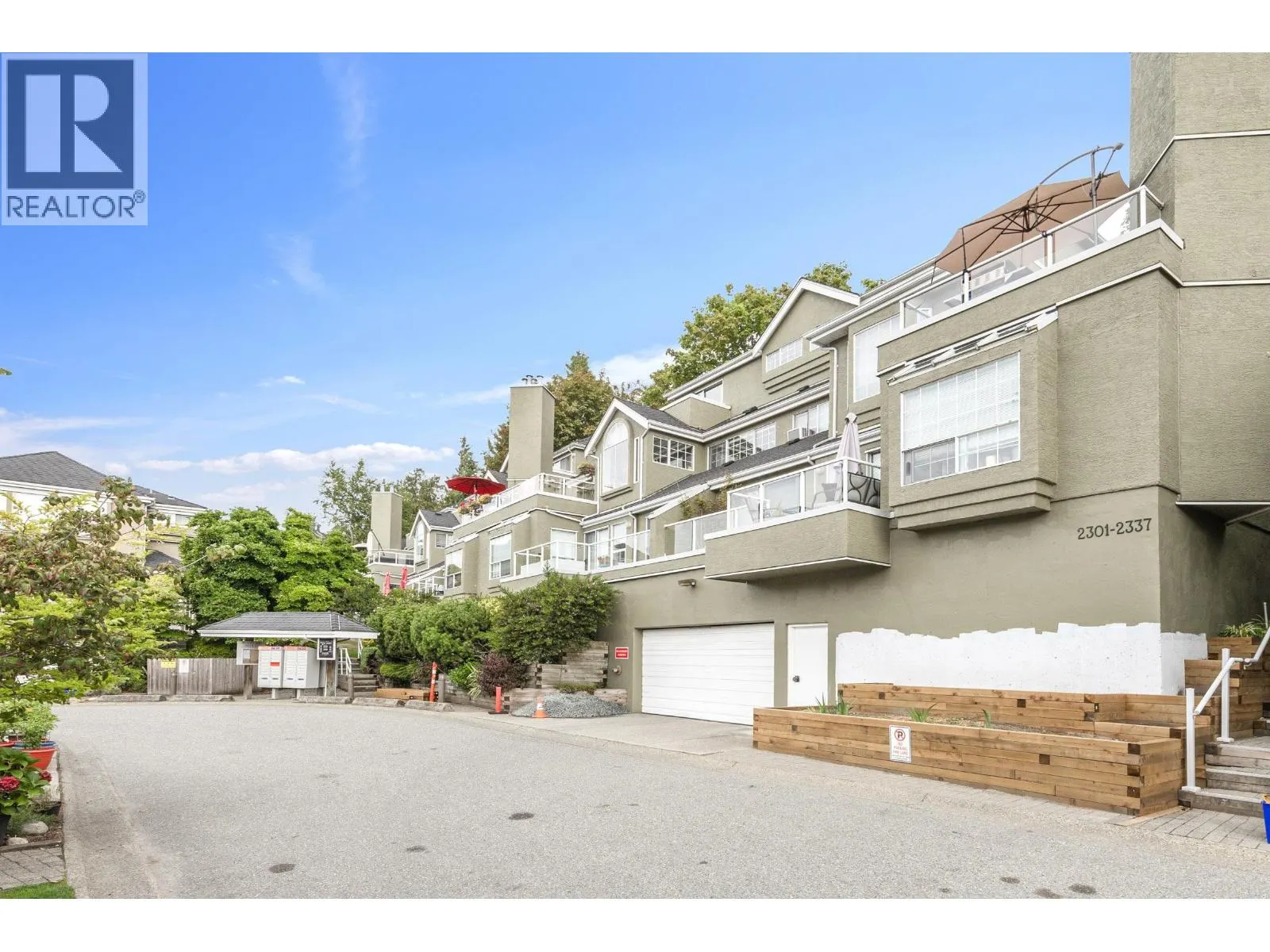 2313 QUAYSIDE COURT