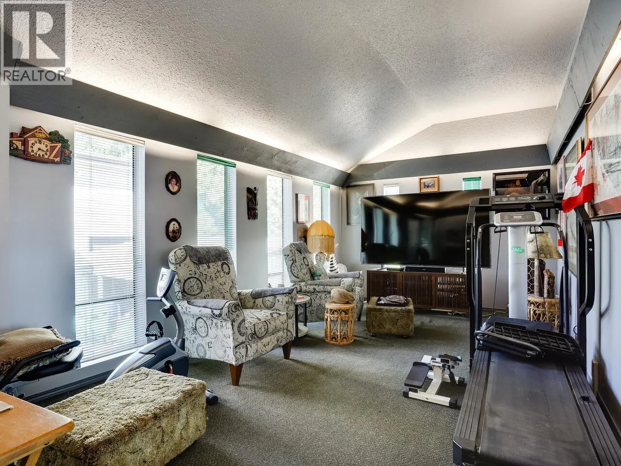 960 PORTER STREET