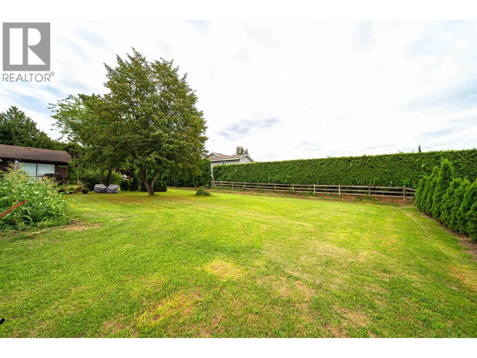 3699 ARTHUR DRIVE