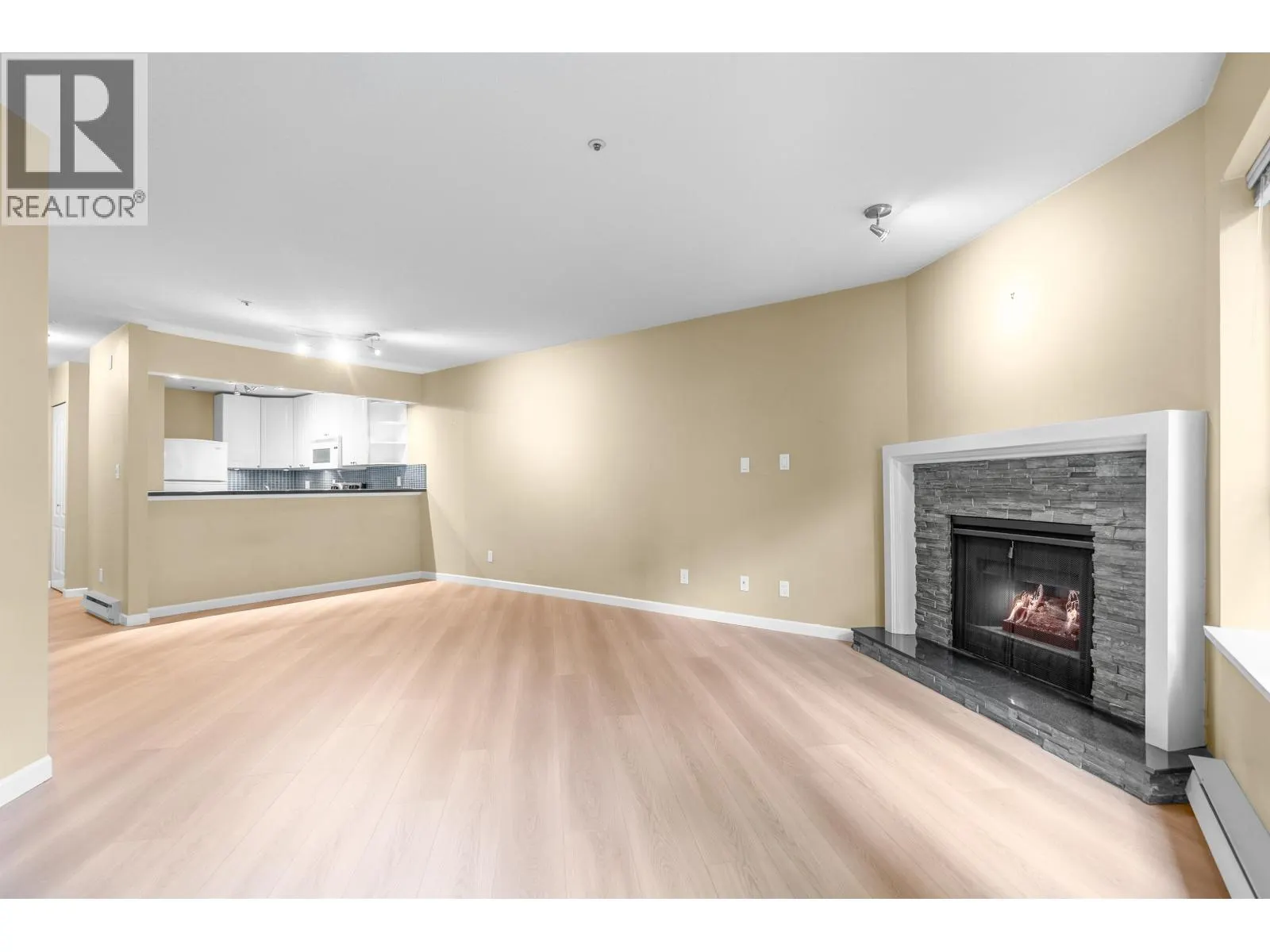 107 8651 ACKROYD ROAD