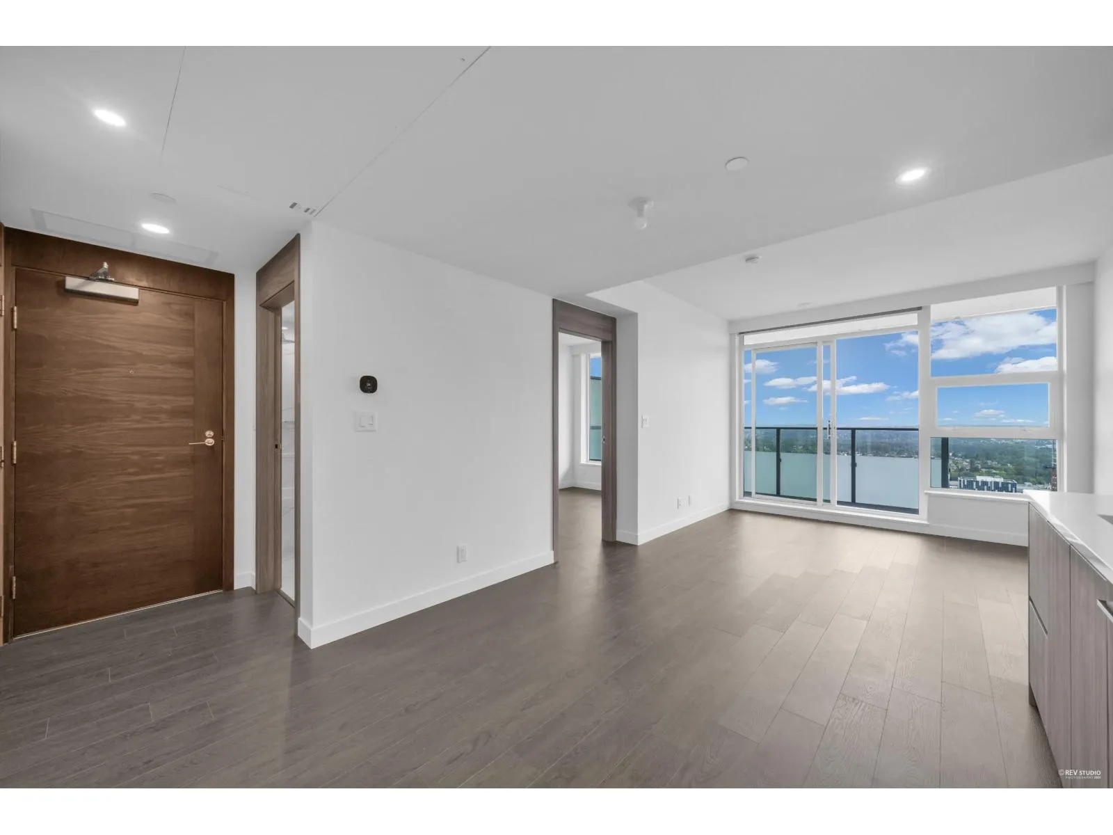 3504 13768 100 AVENUE