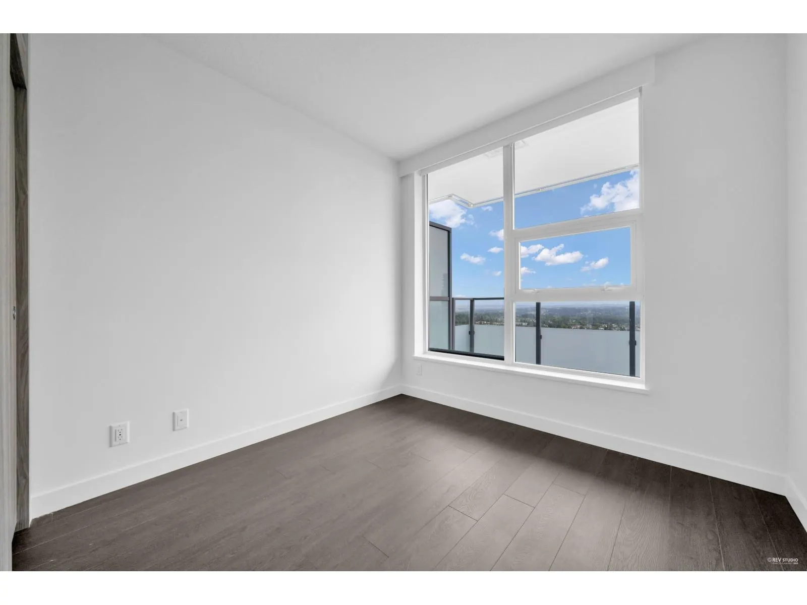 3504 13768 100 AVENUE