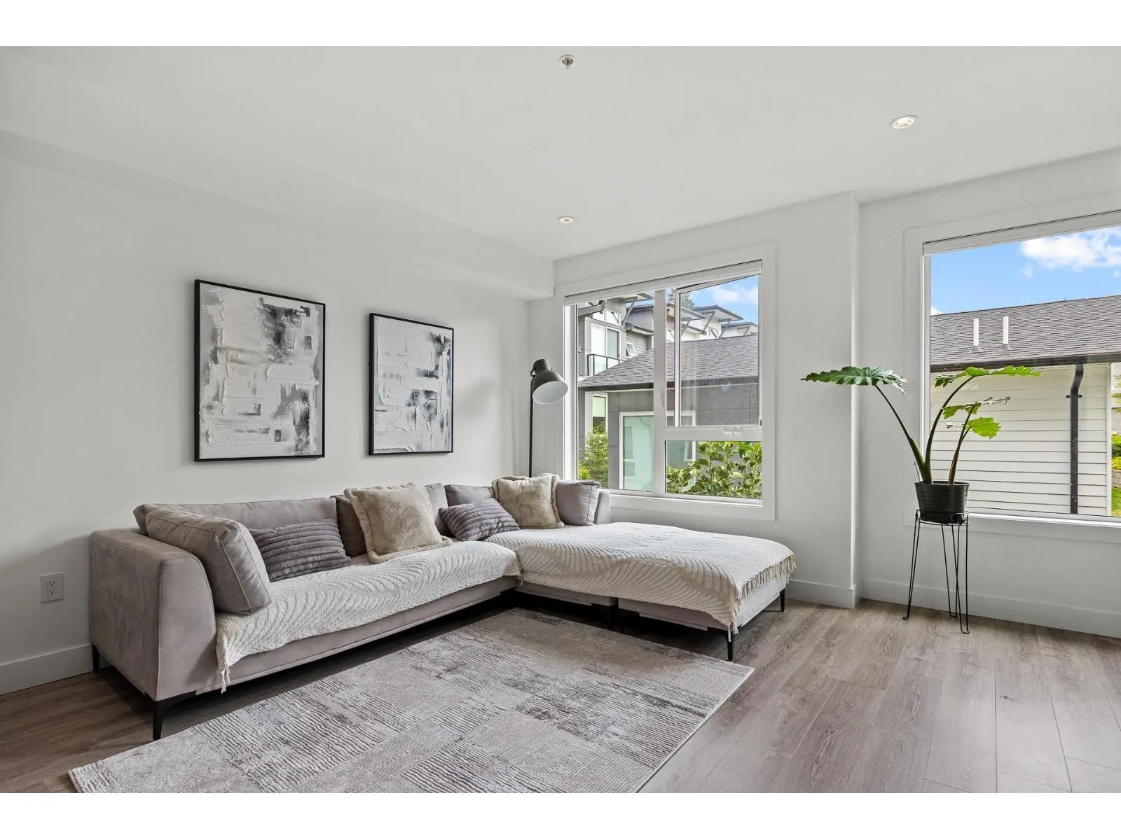 21 15030 28 AVENUE