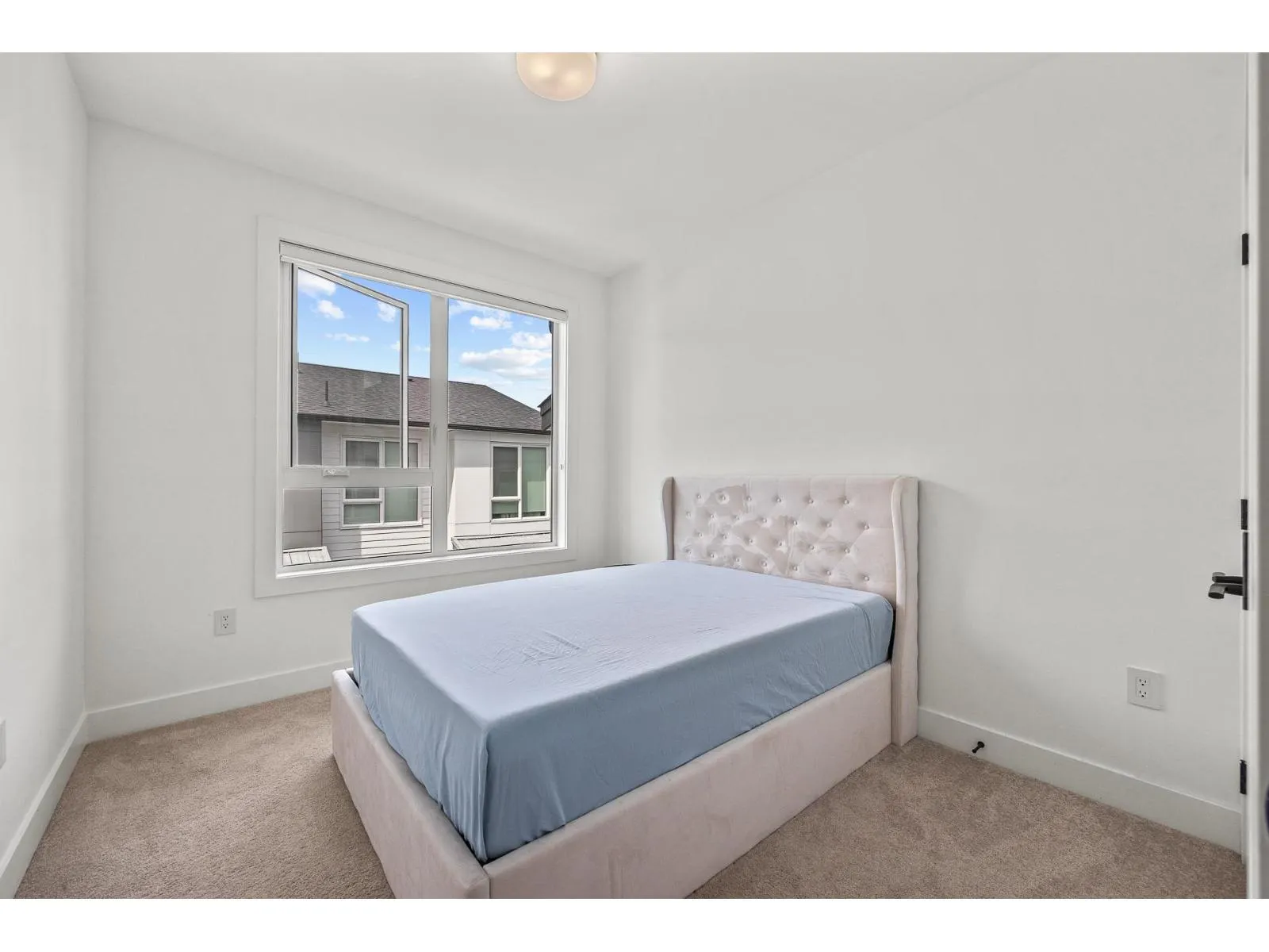 21 15030 28 AVENUE