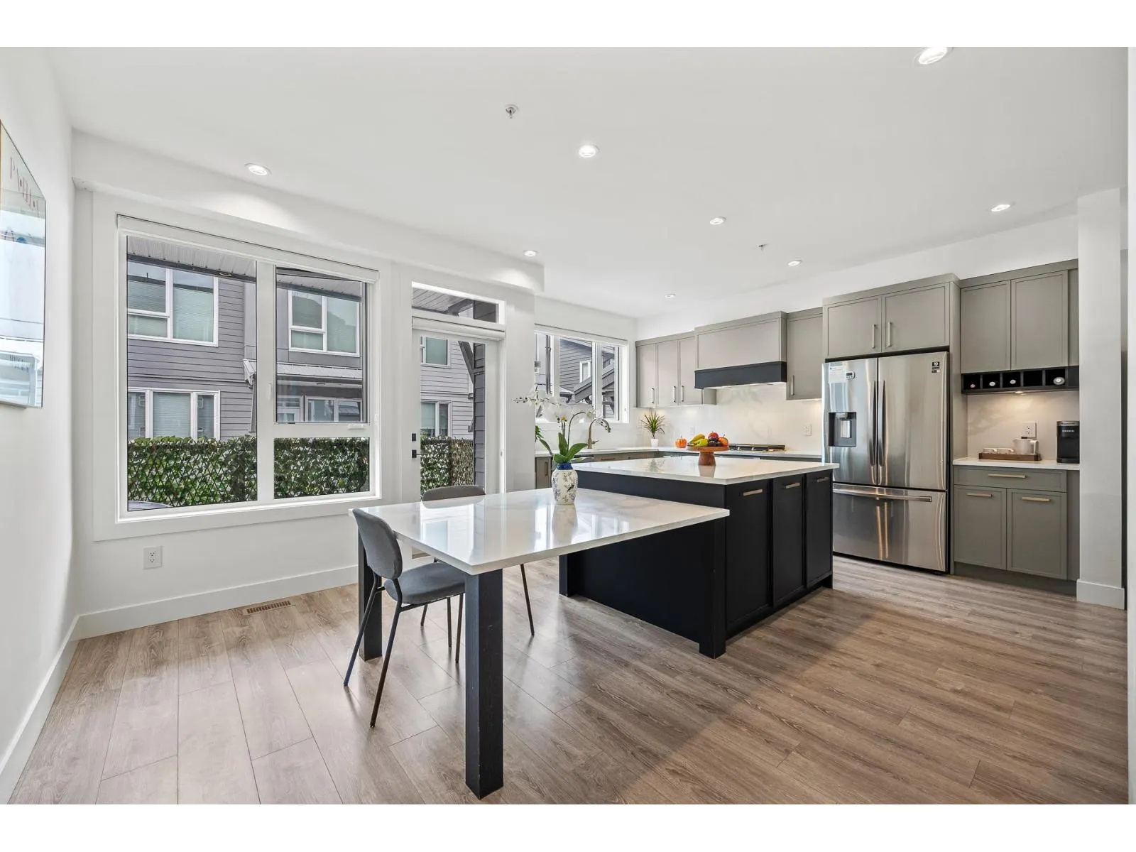 21 15030 28 AVENUE