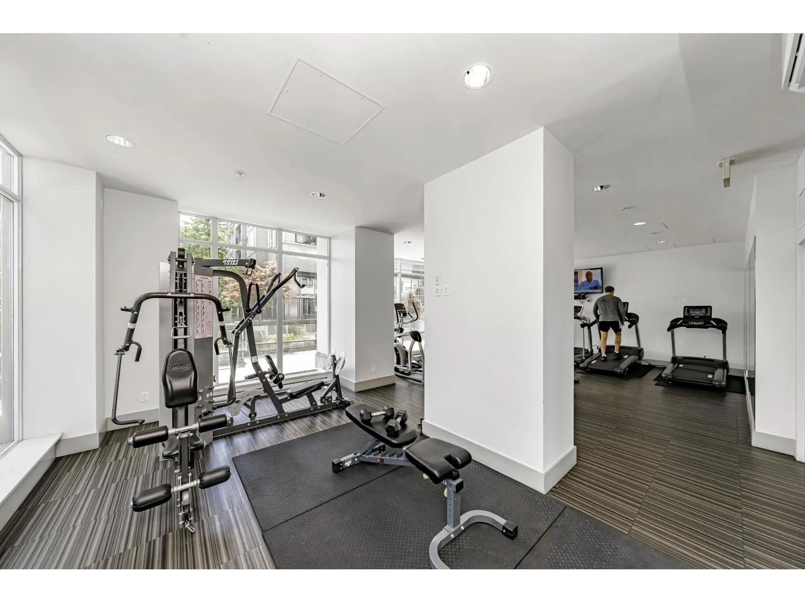 2603 13325 102A AVENUE