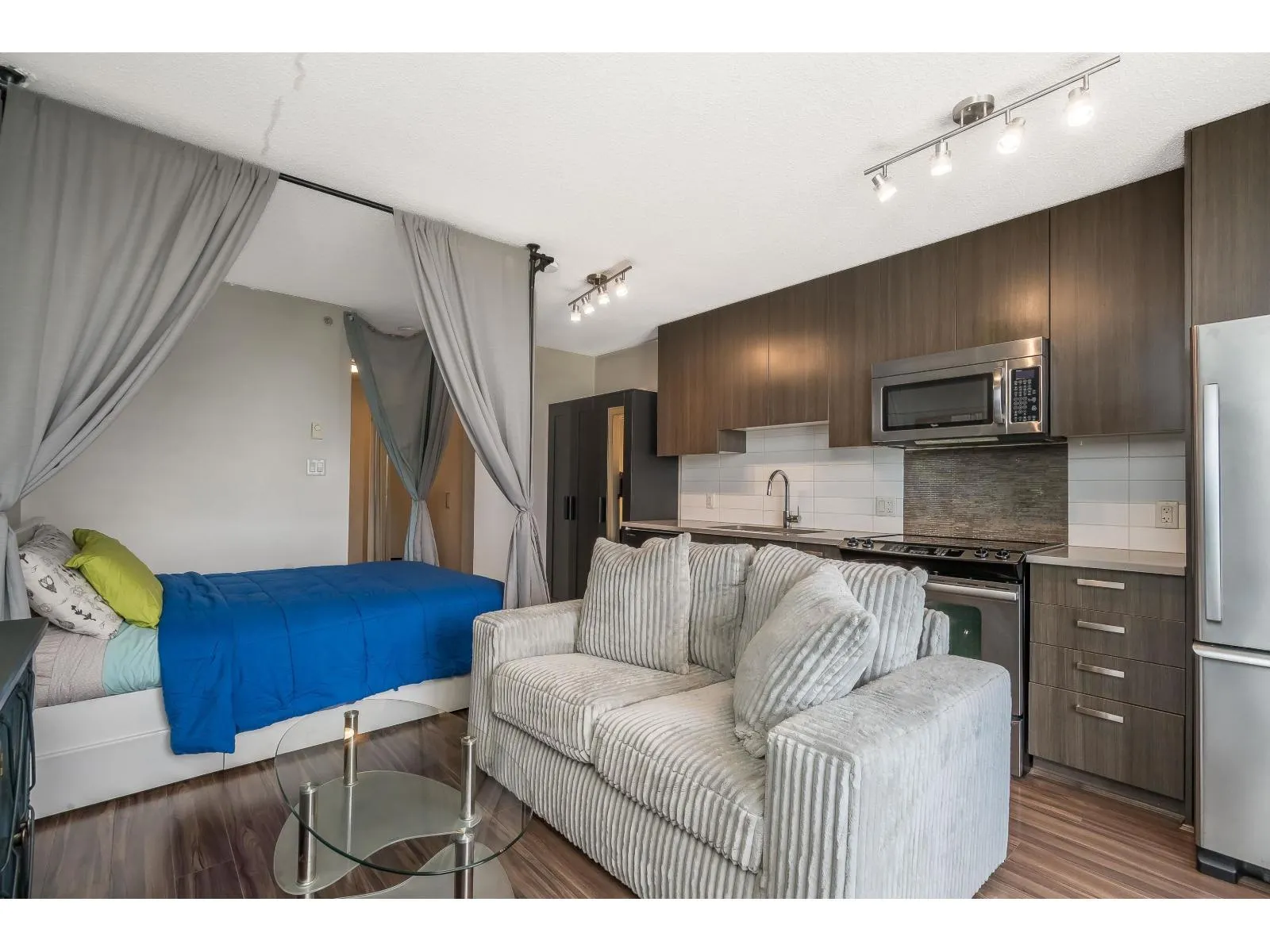 2603 13325 102A AVENUE