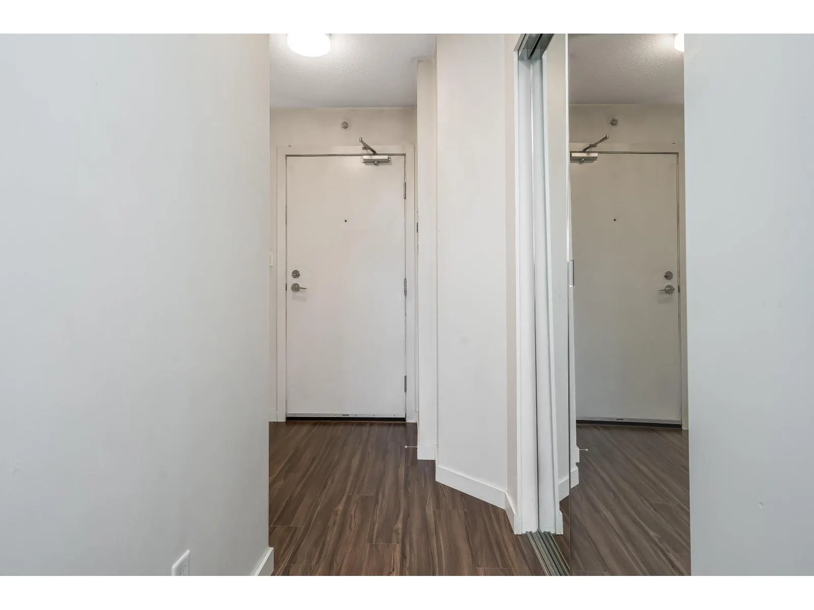 2603 13325 102A AVENUE