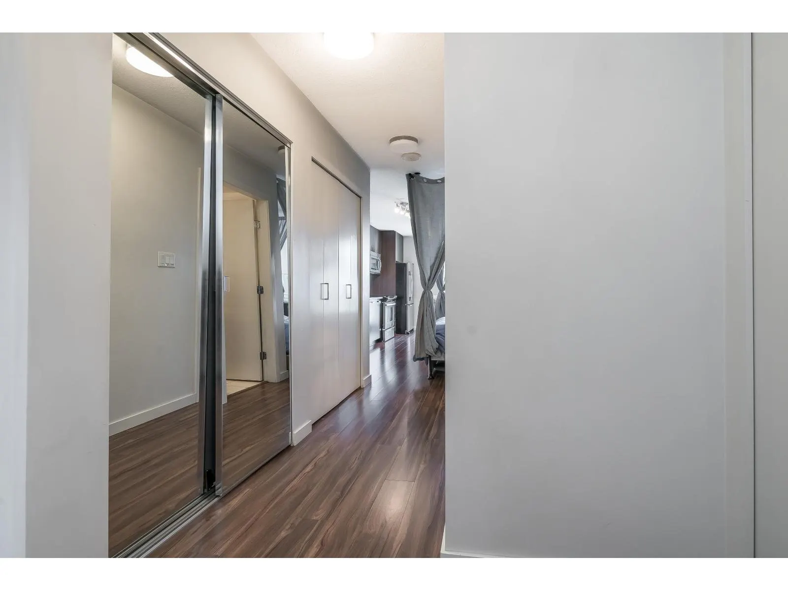 2603 13325 102A AVENUE