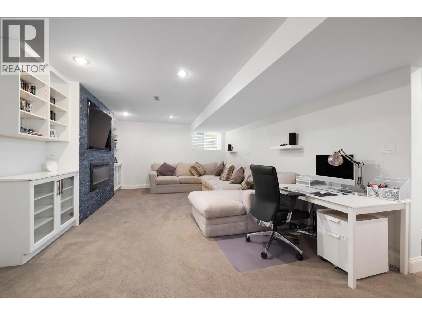 118 CHESTNUT COURT
