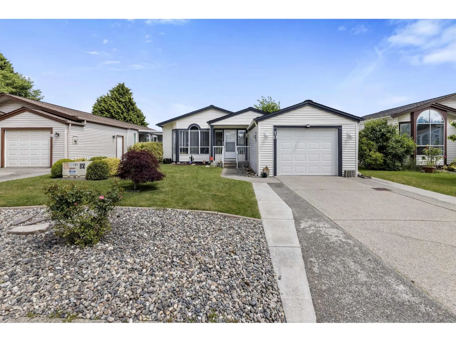 10 2345 CRANLEY DRIVE