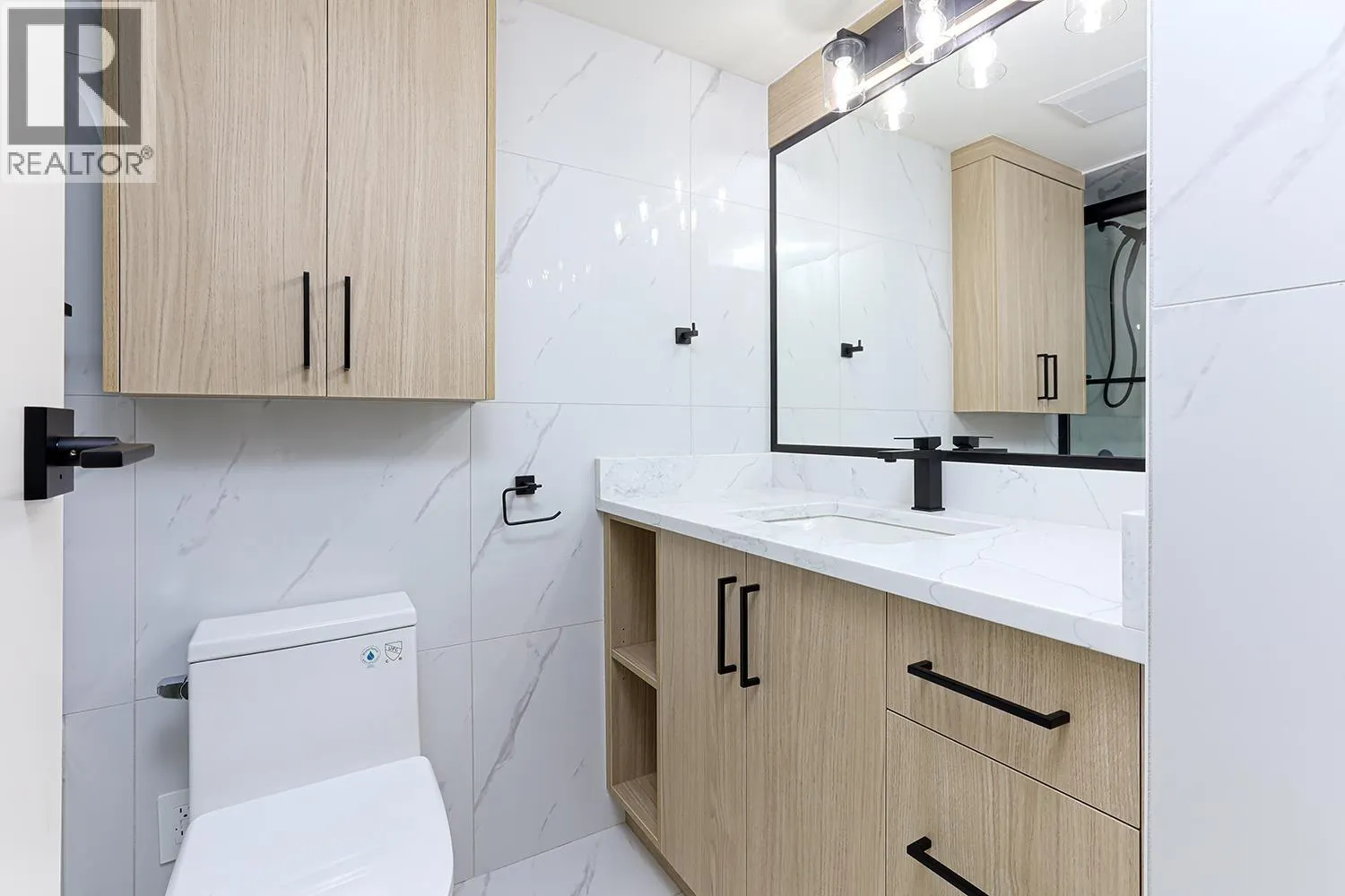 202 1165 BURNABY STREET
