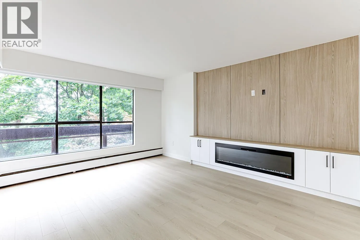202 1165 BURNABY STREET