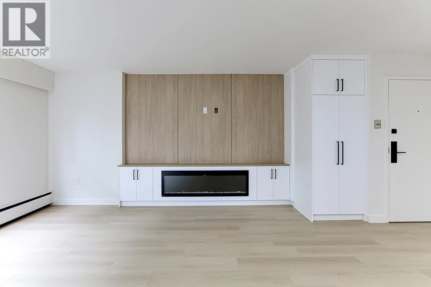 202 1165 BURNABY STREET