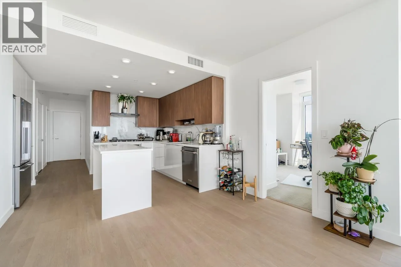 2307 7683 PARK CRESCENT