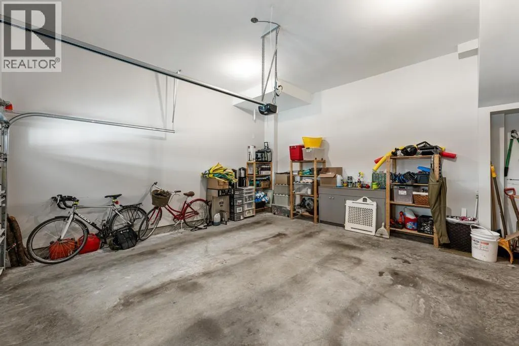 16 24086 104 AVENUE