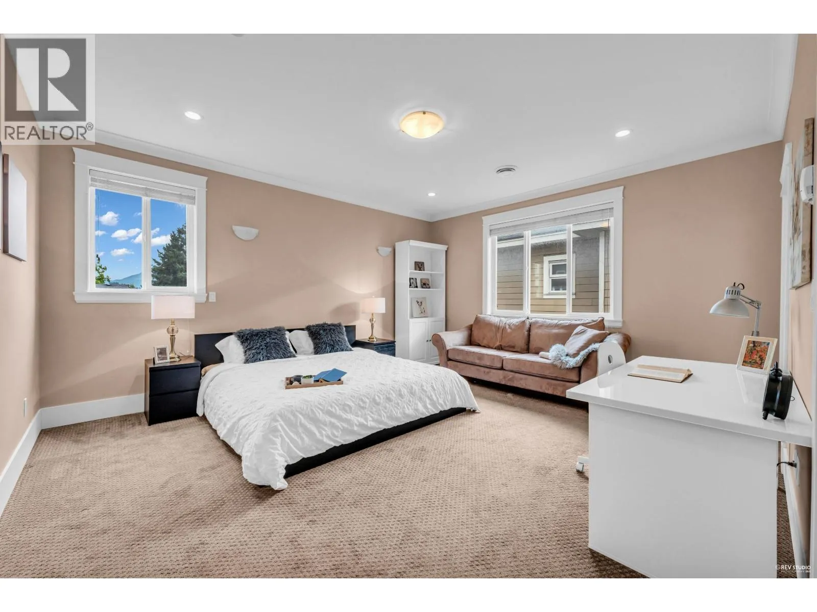 3768 JAMBOR COURT
