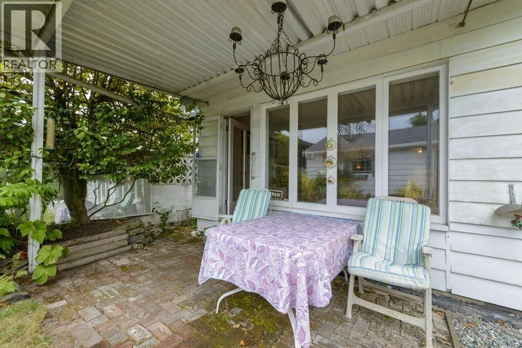 125 E 48TH AVENUE
