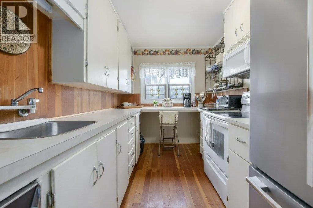 125 E 48TH AVENUE