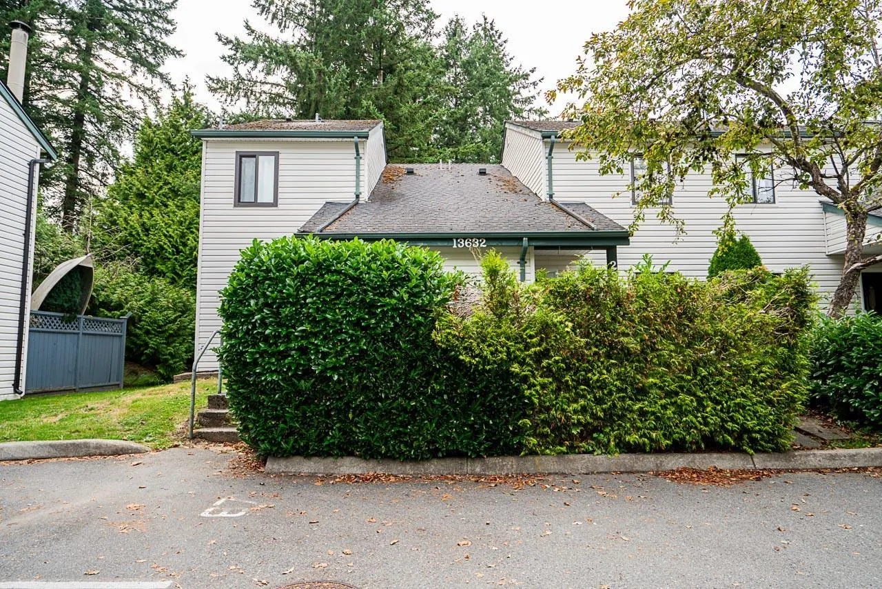 208 13632 67 AVENUE