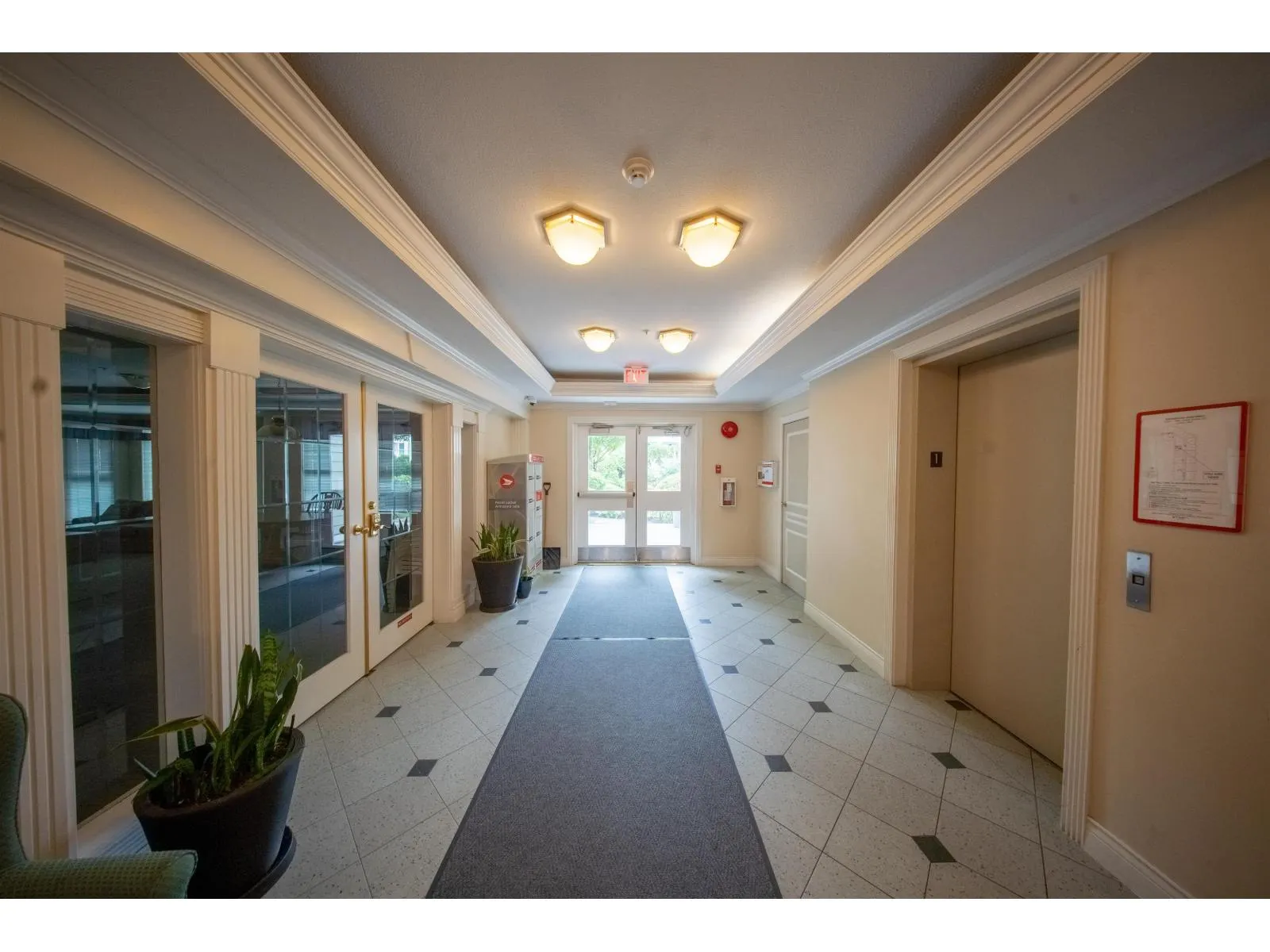 205 10320 156 STREET