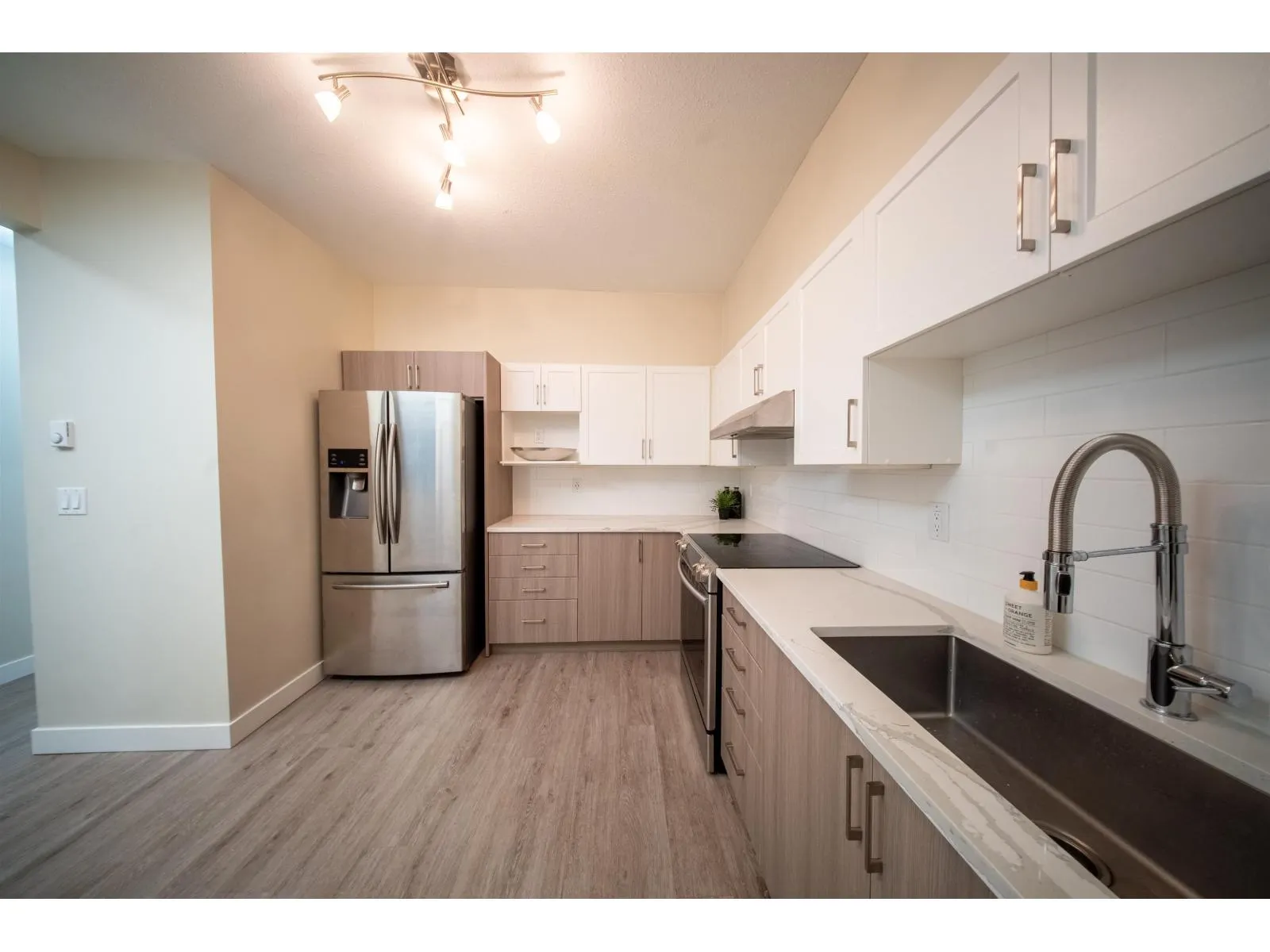 205 10320 156 STREET