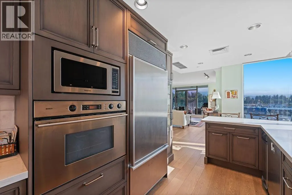 503 1777 BAYSHORE DRIVE