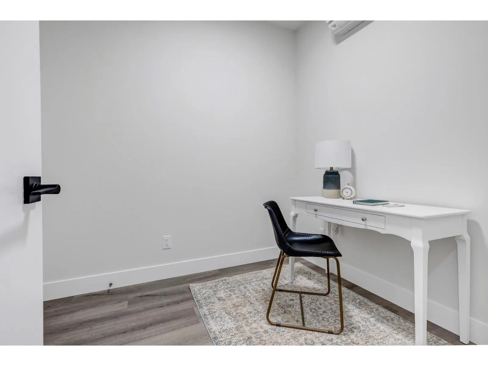 501 45497 CAMPUS DRIVE|Garrison Crossing