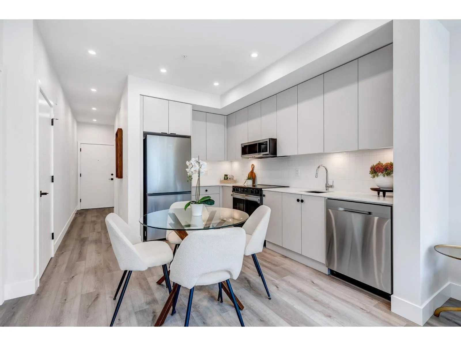 501 45497 CAMPUS DRIVE|Garrison Crossing