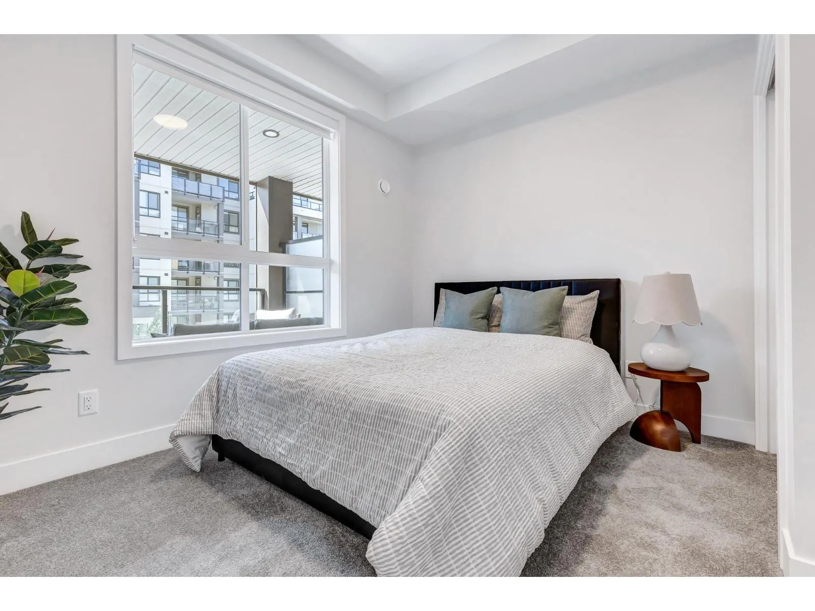 501 45497 CAMPUS DRIVE|Garrison Crossing