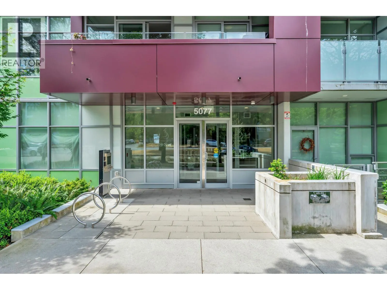 604 5077 CAMBIE STREET