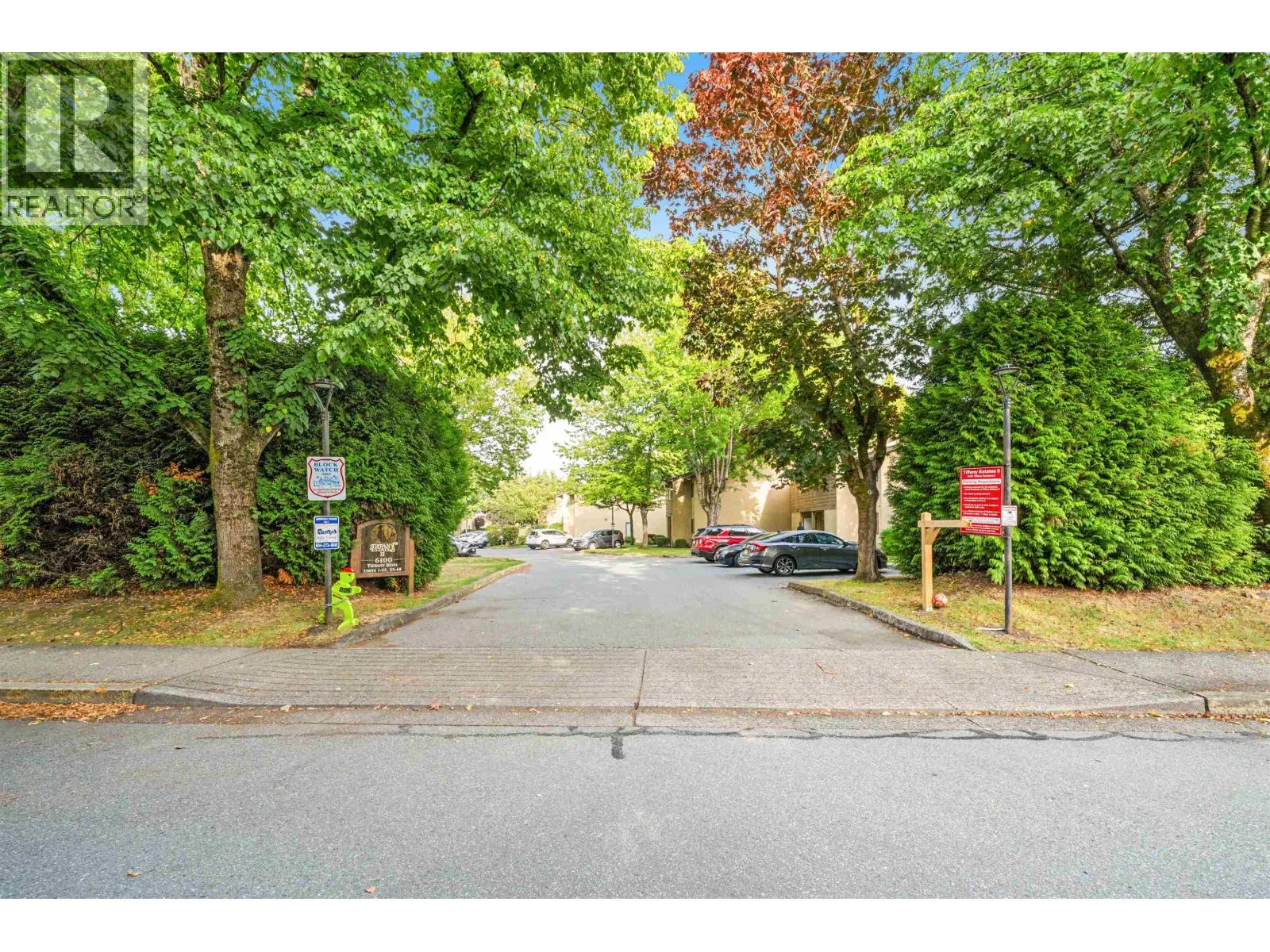 3 6100 TIFFANY BOULEVARD