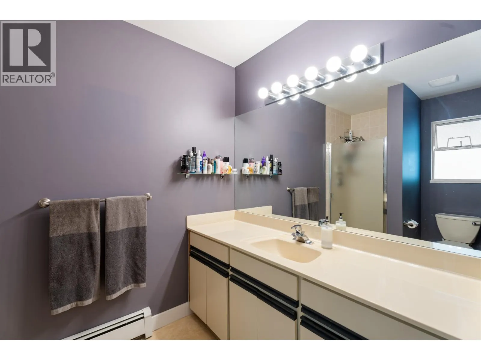 41 1190 FALCON DRIVE