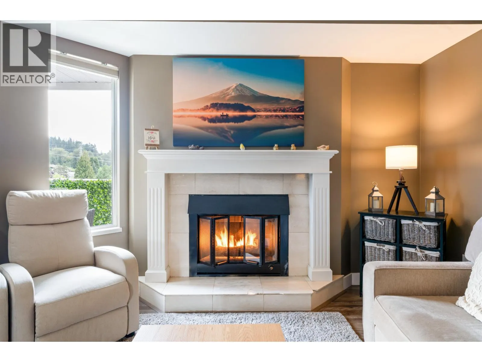41 1190 FALCON DRIVE