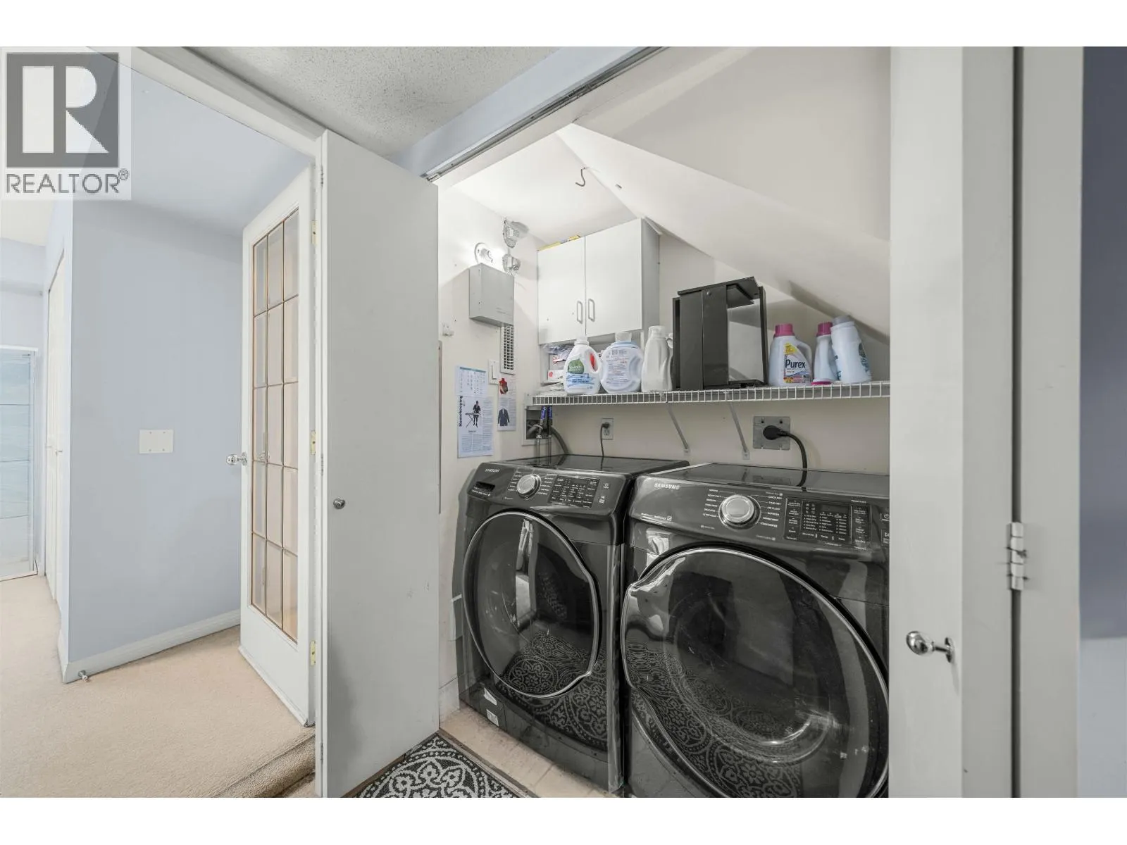 91 3711 ROBSON COURT