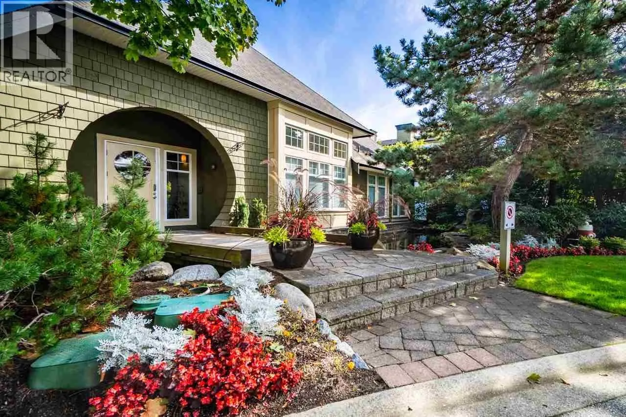 91 3711 ROBSON COURT