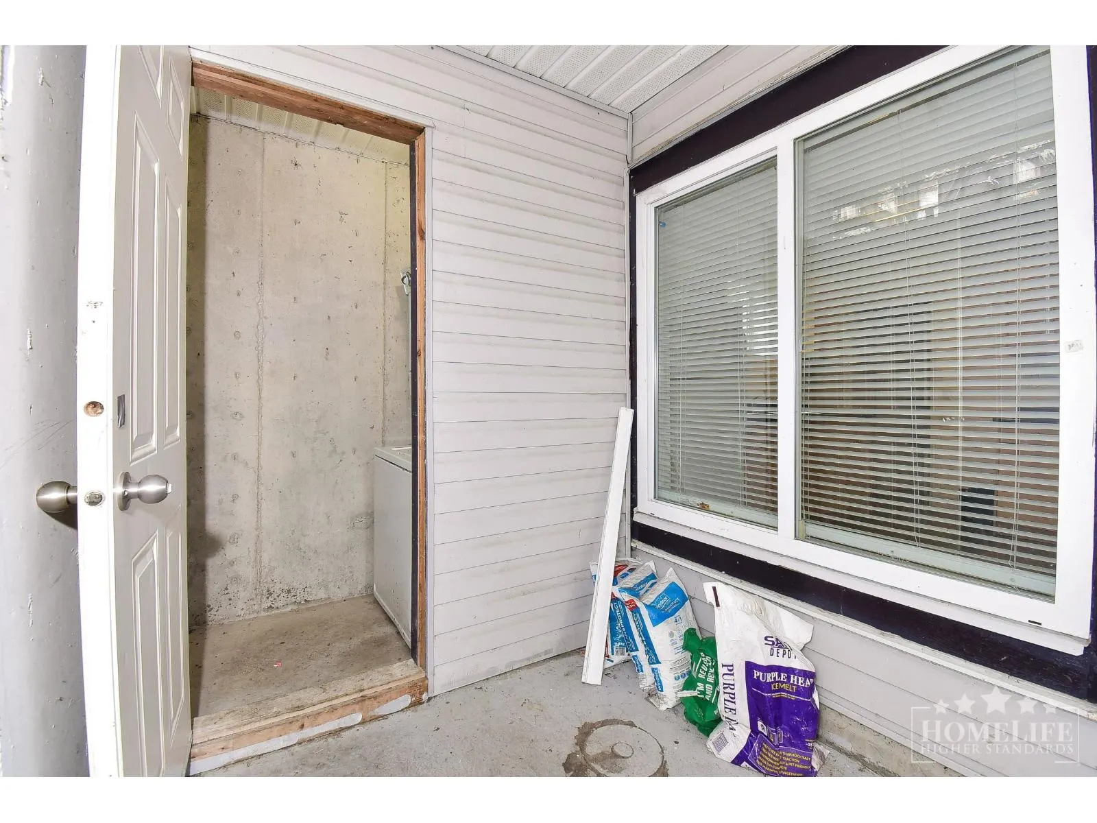 Basement A 16053 79 AVENUE