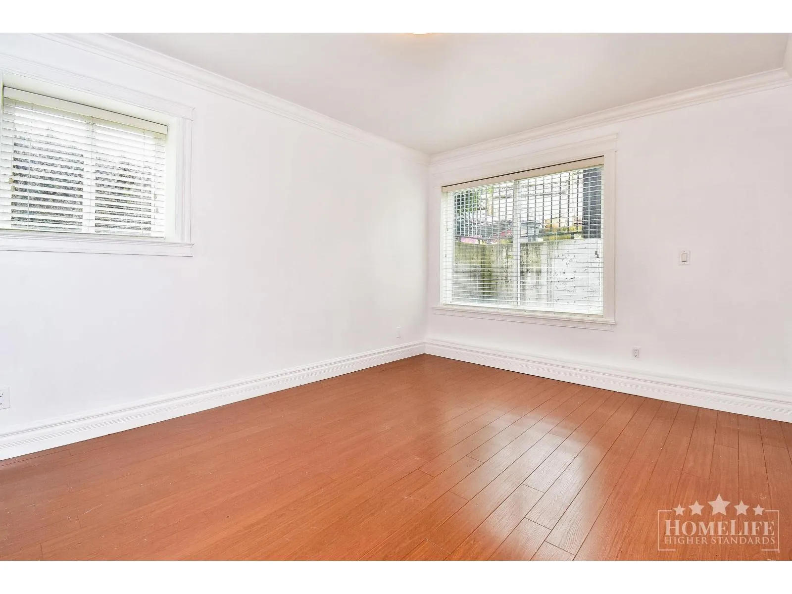 Basement A 16053 79 AVENUE