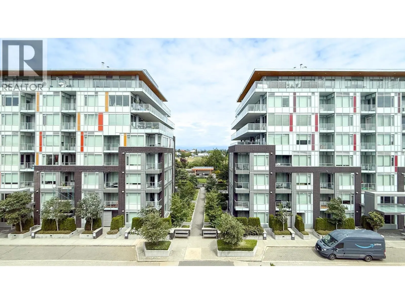 322 12339 STEVESTON HIGHWAY