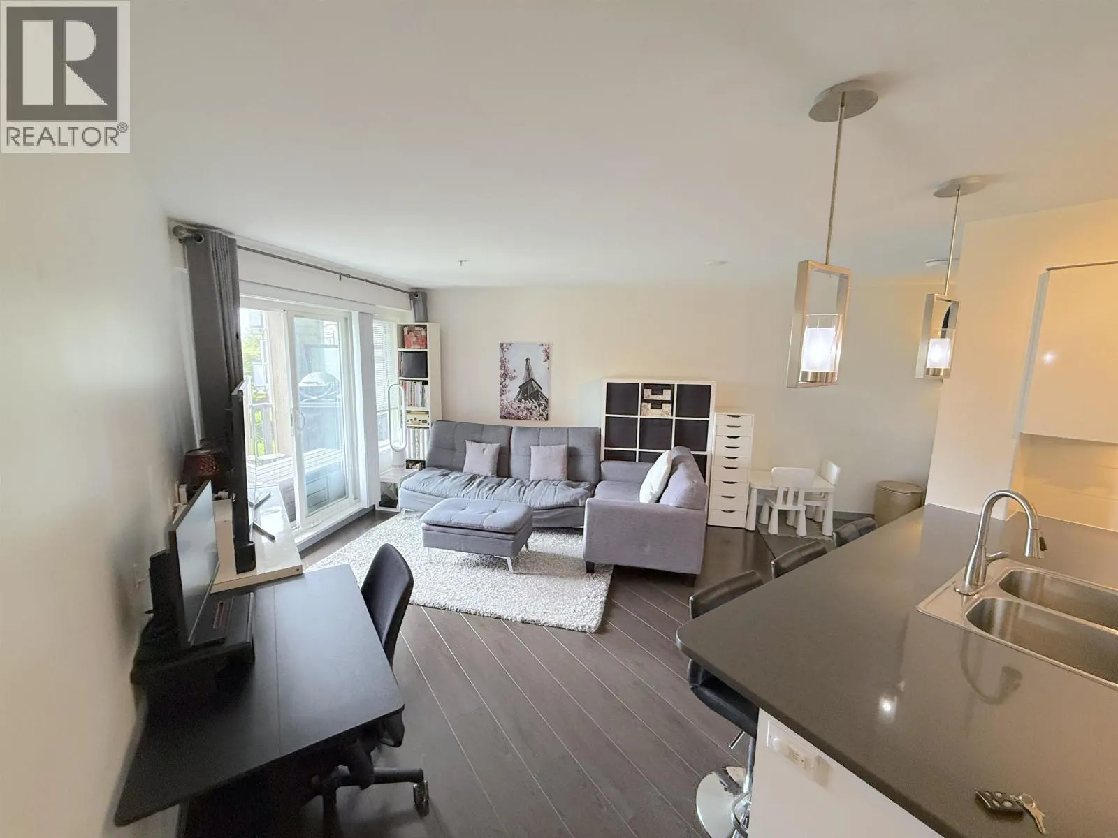 322 12339 STEVESTON HIGHWAY