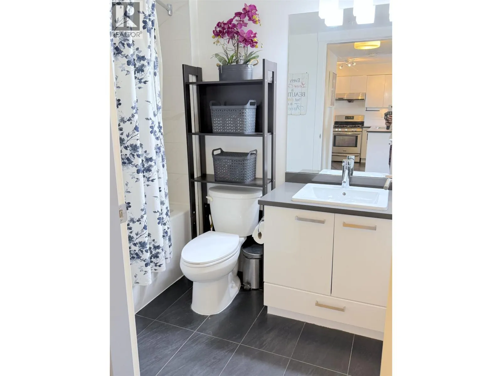 322 12339 STEVESTON HIGHWAY